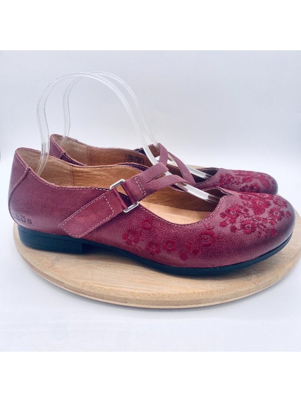 Taos Mary Jane Shoes Womens 8.5 Burgundy Leather Comfort Embroidered Flats